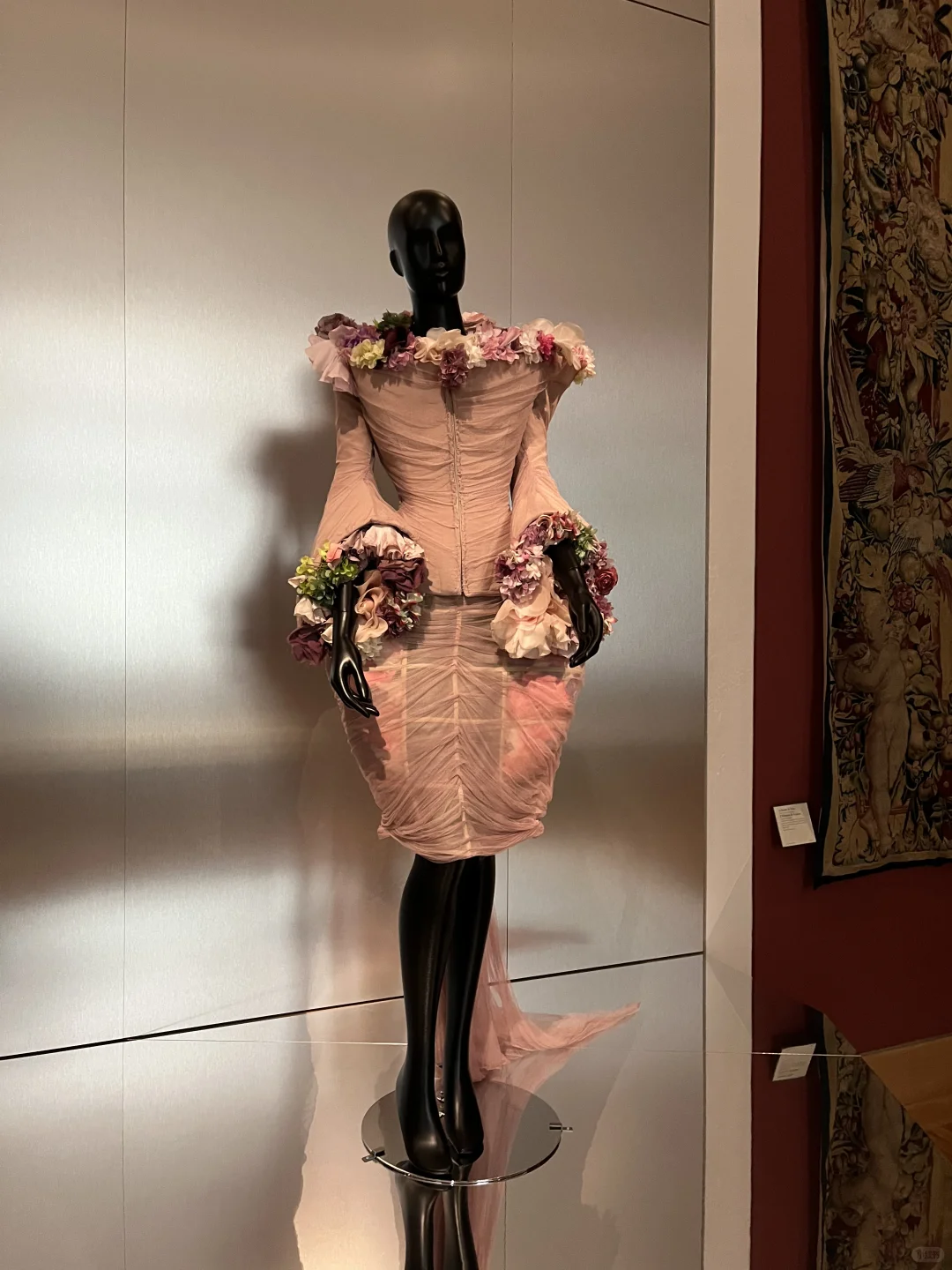 巴黎|卢浮宫高定展