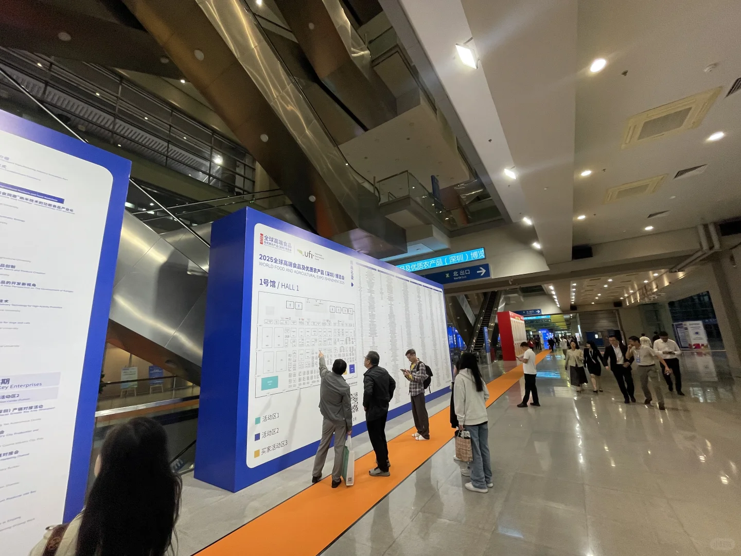 深圳会展中心一日记在美食与科技里撞个满怀