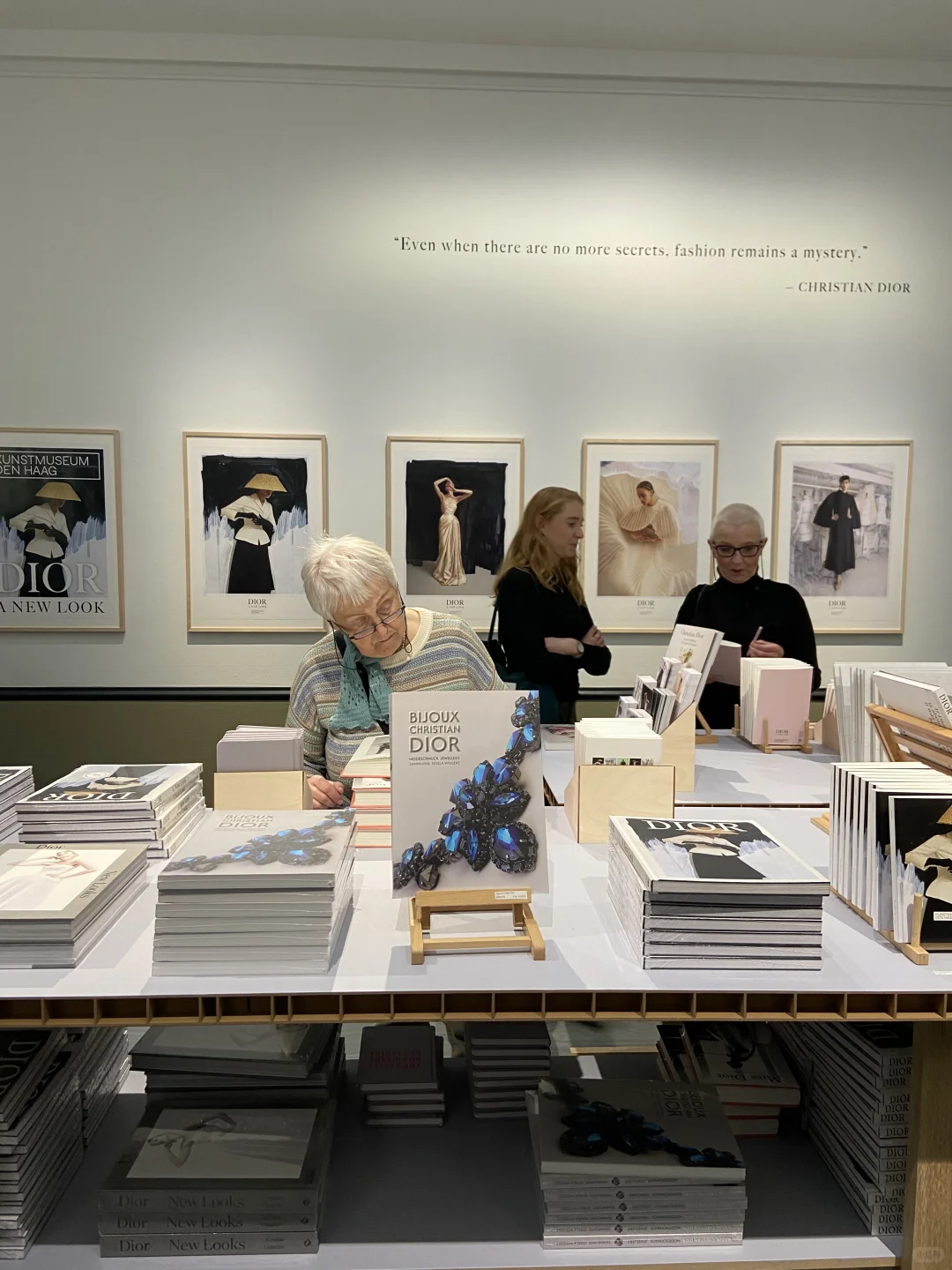 Kunstmuseum｜荷兰海牙Dior展
