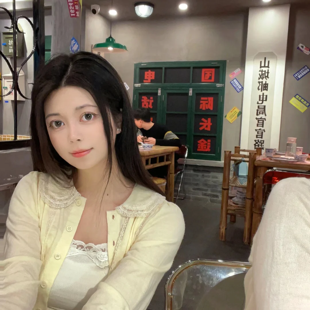 ?明明我只是看月亮