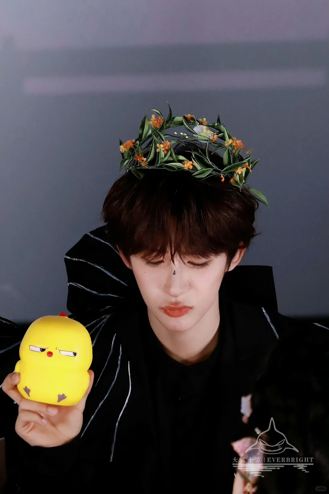 这个冠竟然是去了签售会吗？捞捞更多返图