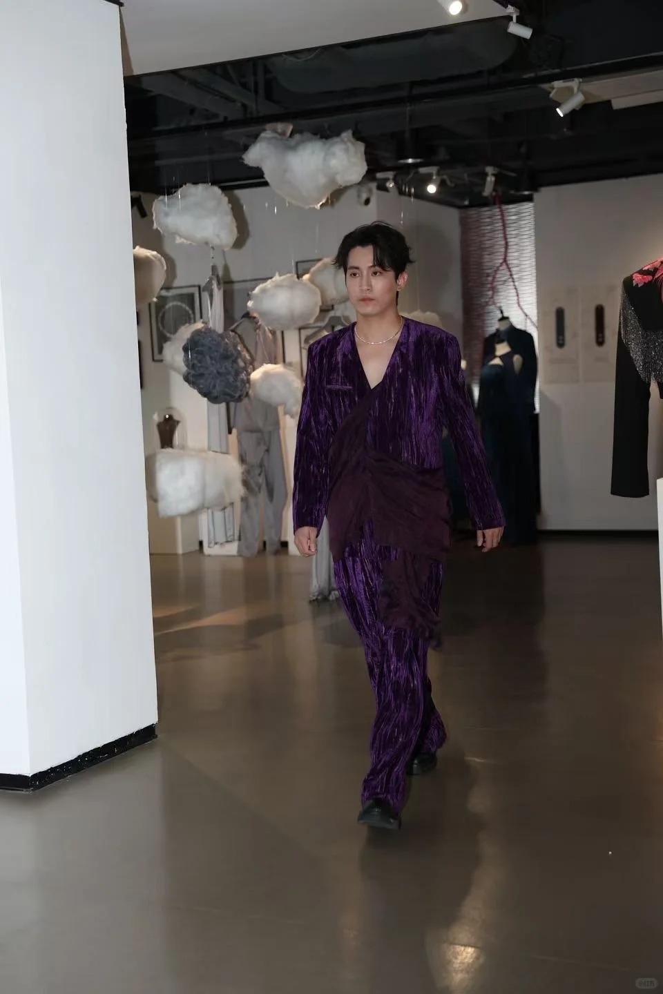 三生万物☝️别开生面的展览开幕式