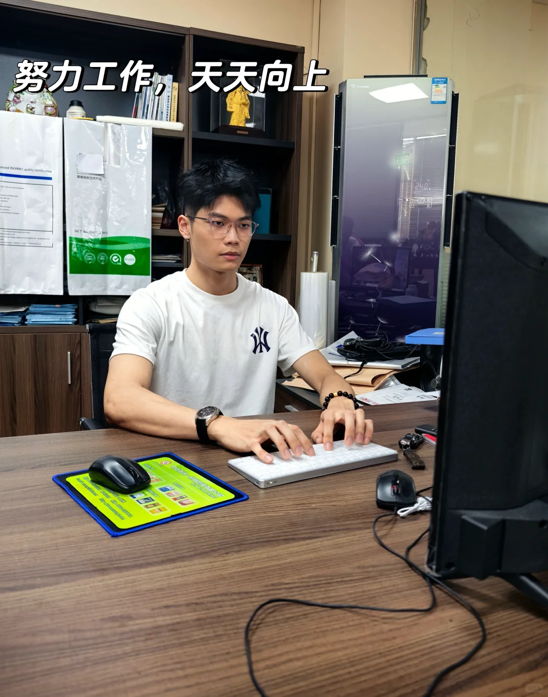 02年厂二代｜回家继承包装袋工厂