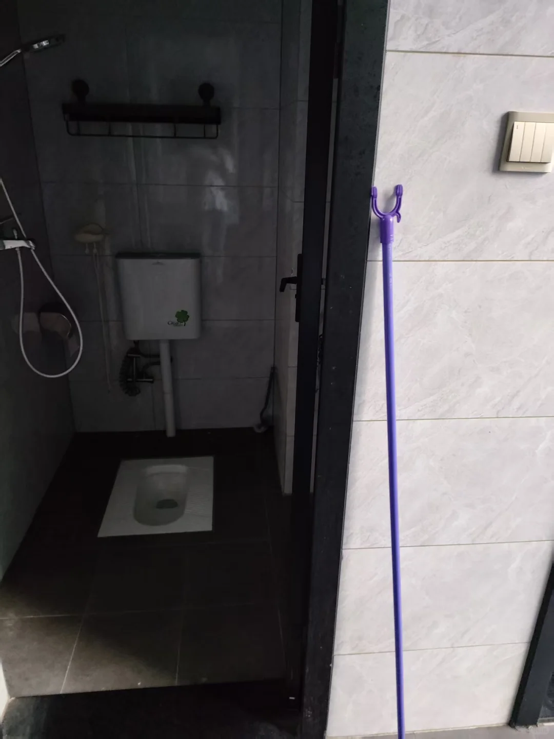 打算进厂过渡一个月的，现在不想走了