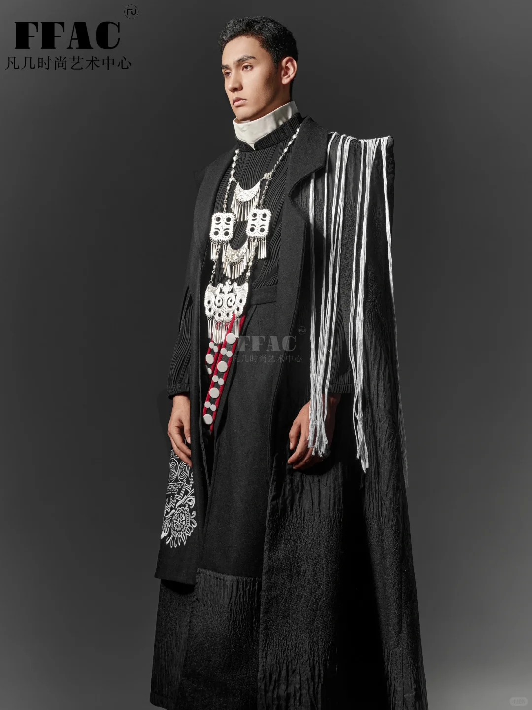 「服装制作」“彝迹”毕设 民族的才是世界的
