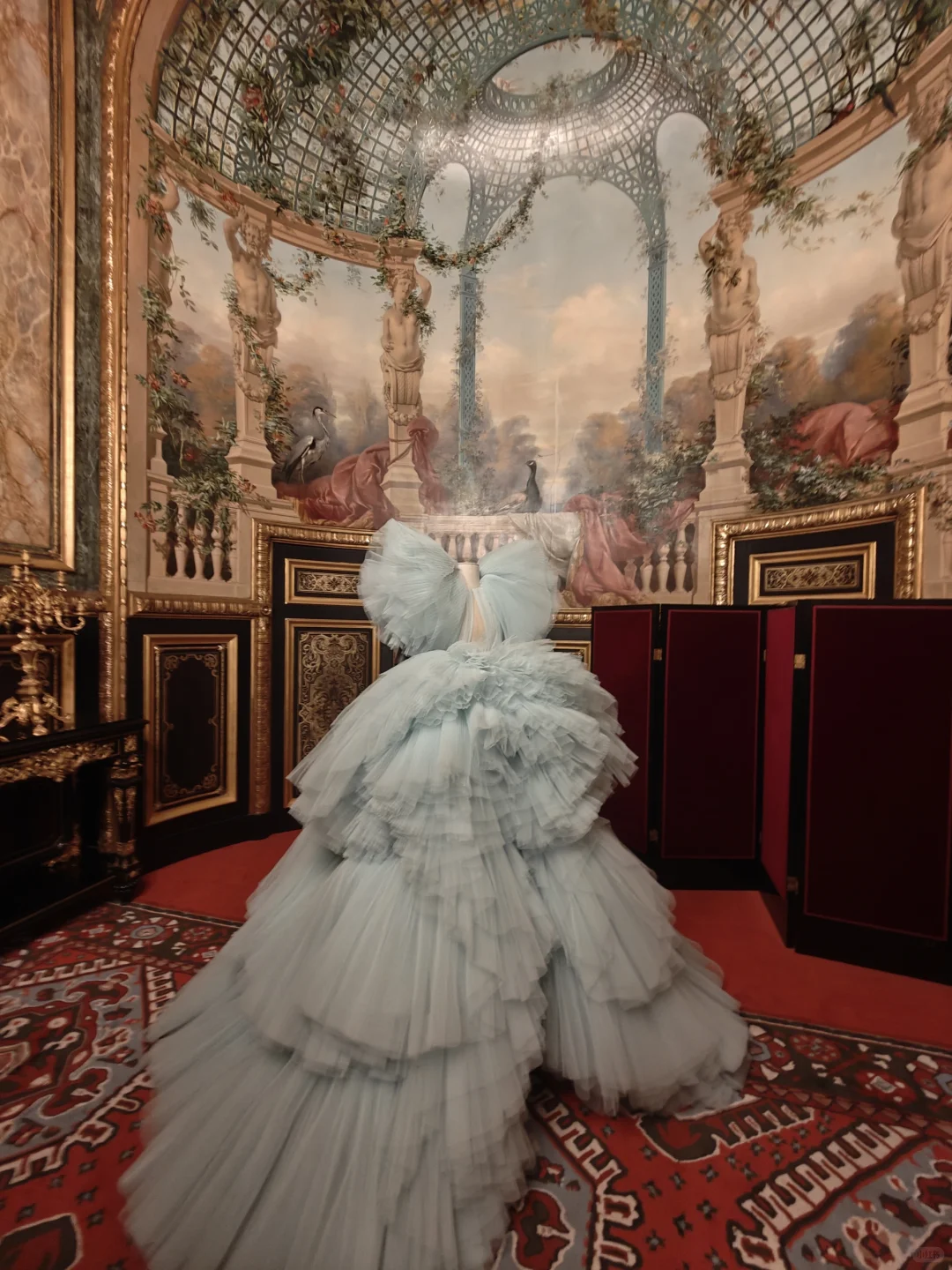 卢浮宫首次时尚展【Louvre couture】
