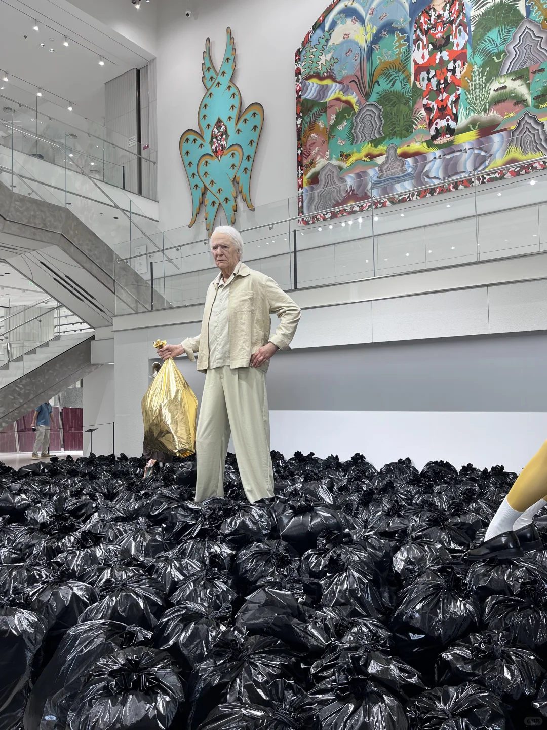 万象天地巨人展