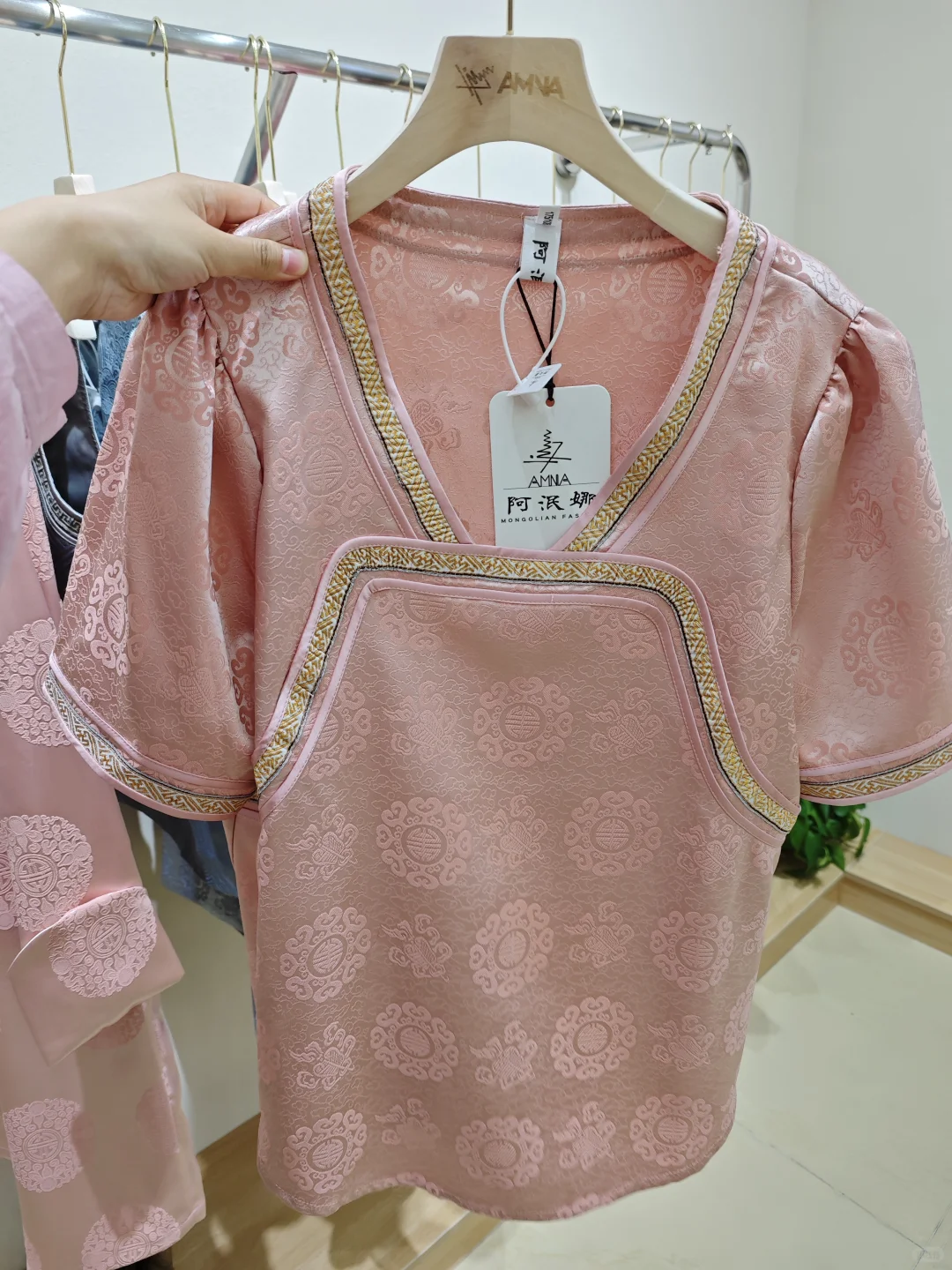 阿泯娜现代民族服饰|?赤峰终于有啦!