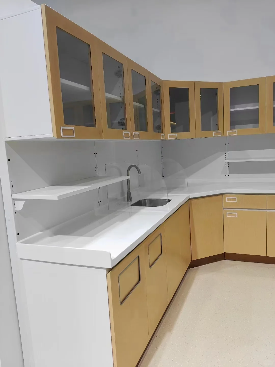 专业医疗家具生产厂家