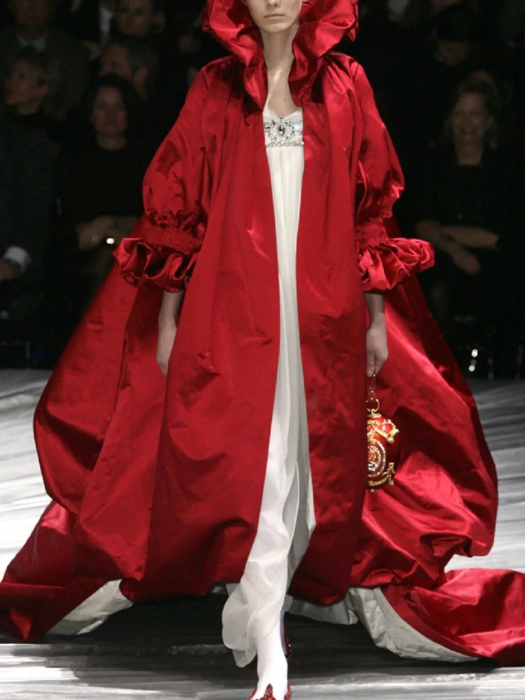 Alexander McQueen 2008秋?禁忌宗教