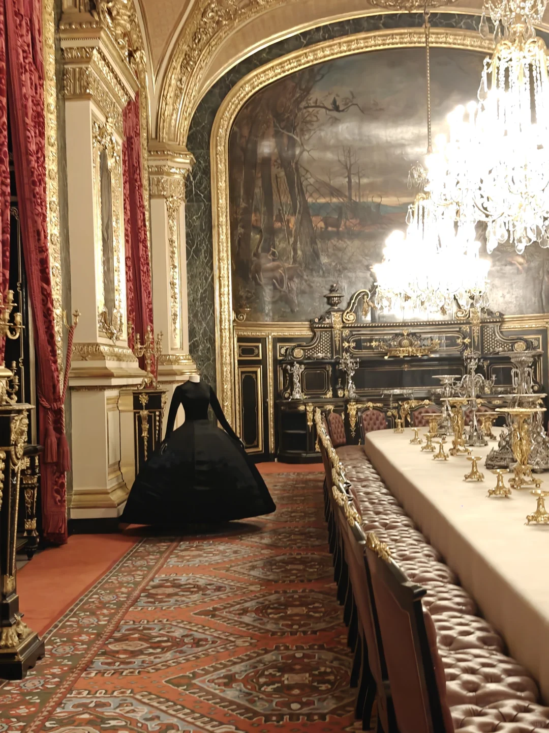 卢浮宫首次时尚展【Louvre couture】