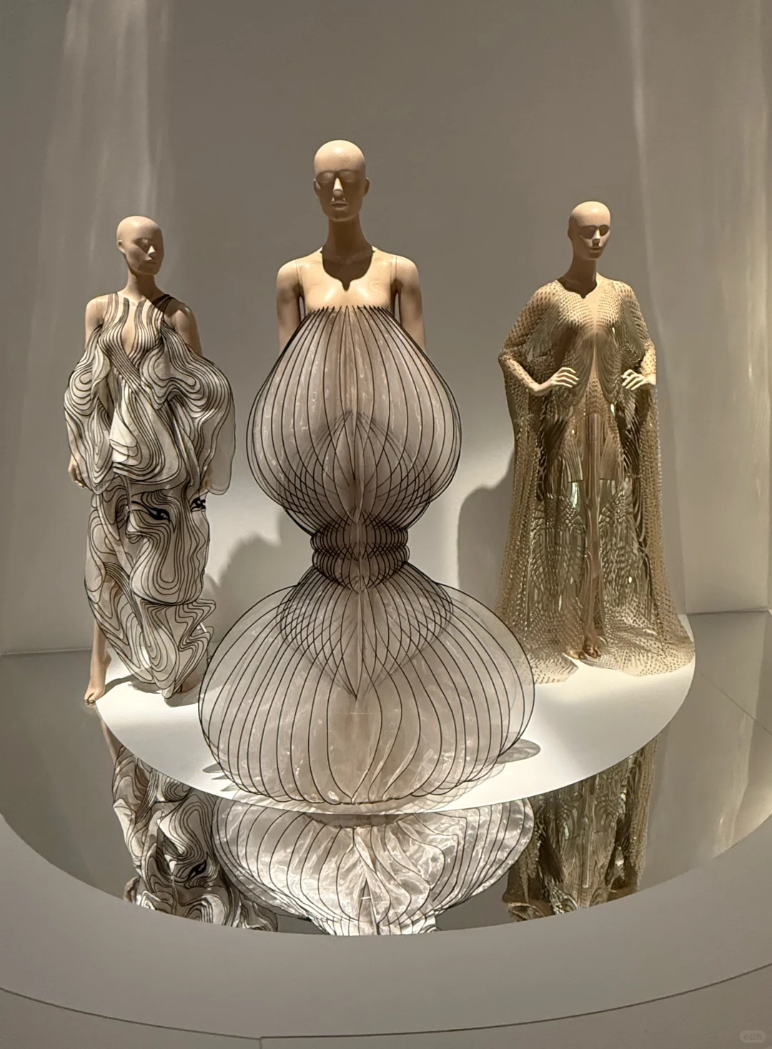 新加坡看展/ Iris van Herpen
