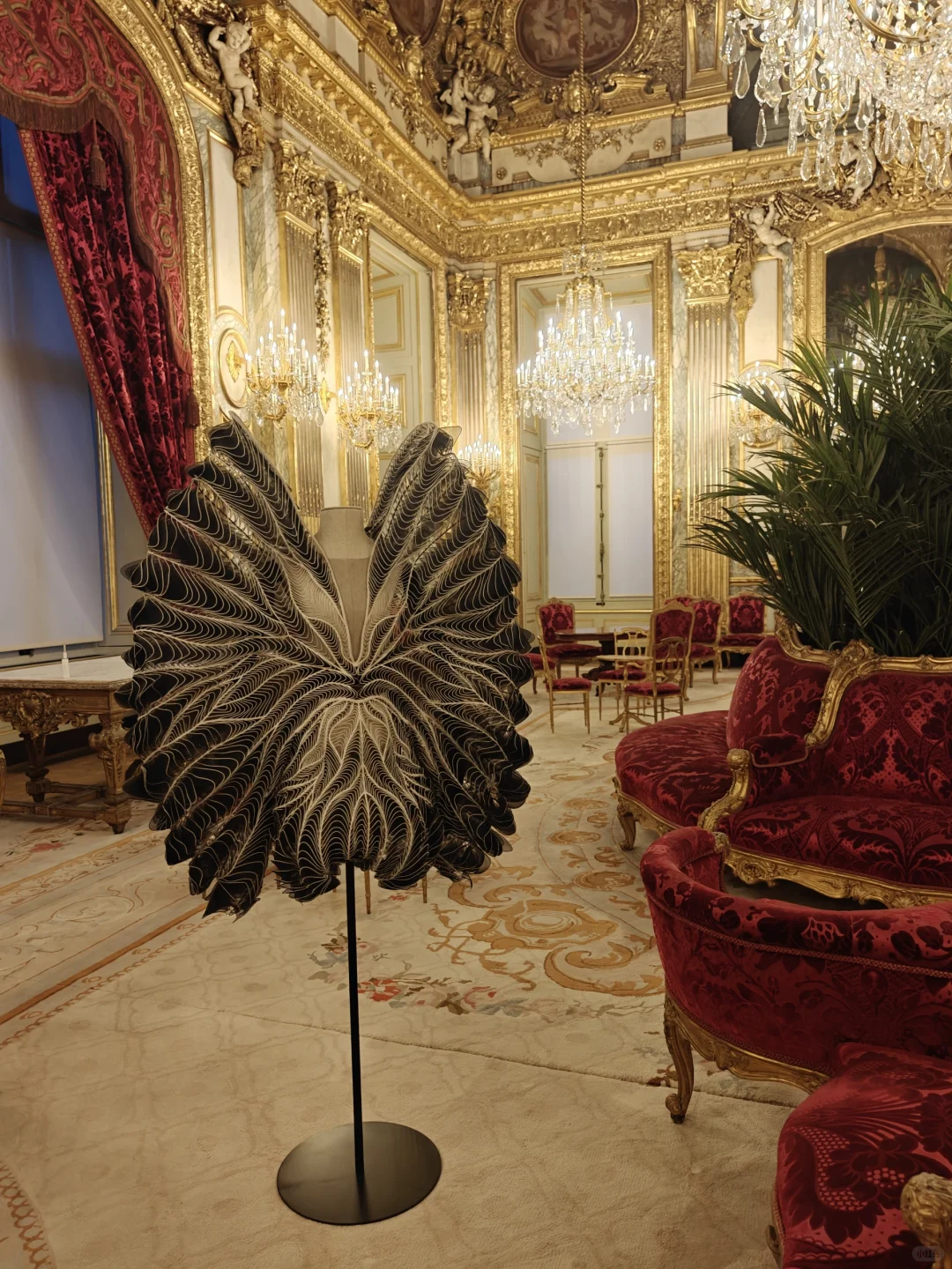 卢浮宫首次时尚展【Louvre couture】