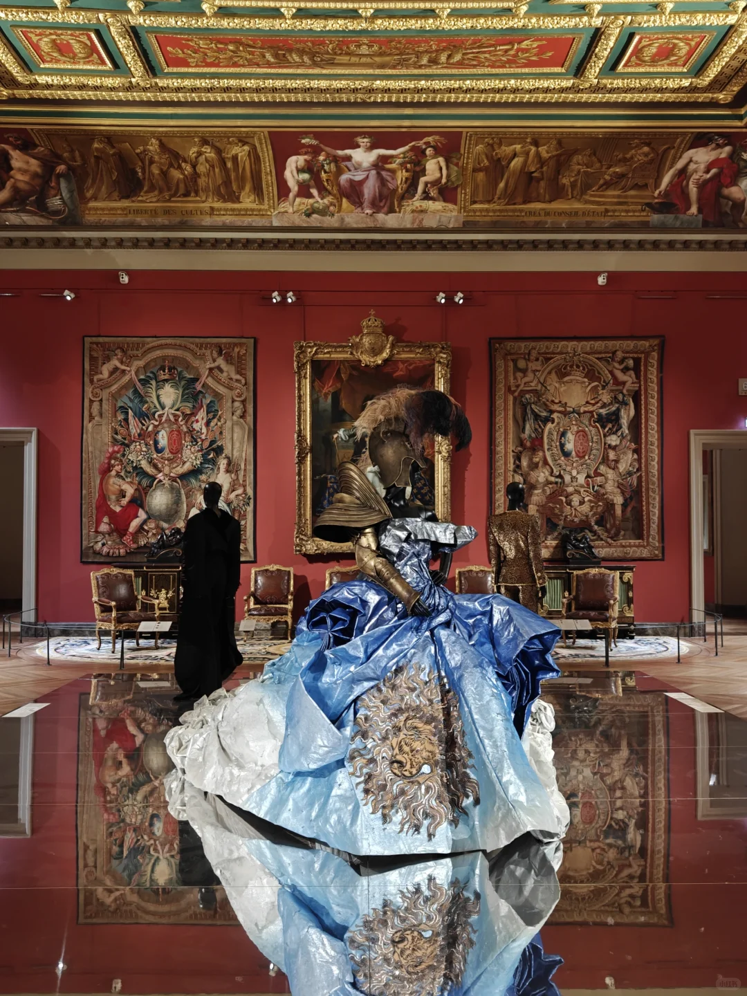 卢浮宫首次时尚展【Louvre couture】