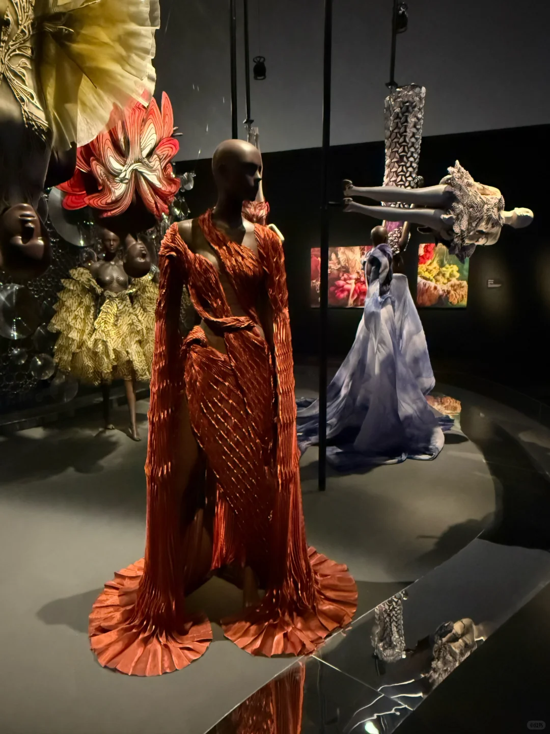 新加坡看展/ Iris van Herpen