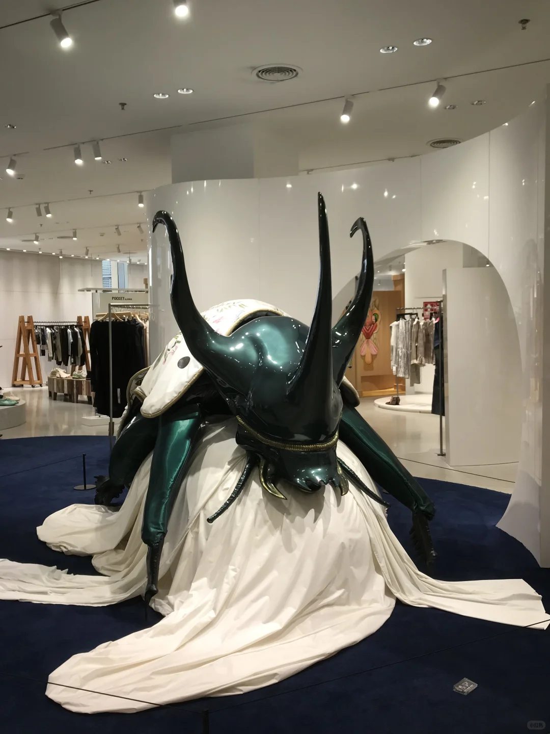 万象天地巨人展