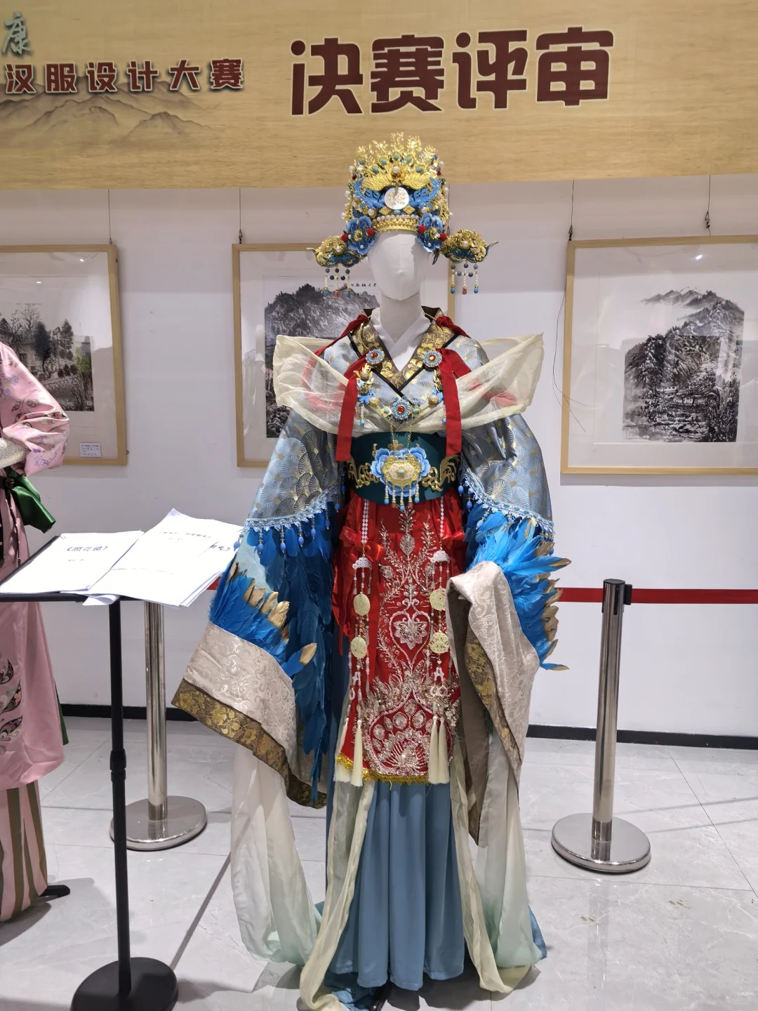 第二届汉服设计大赛，随手拍的我认为还挺