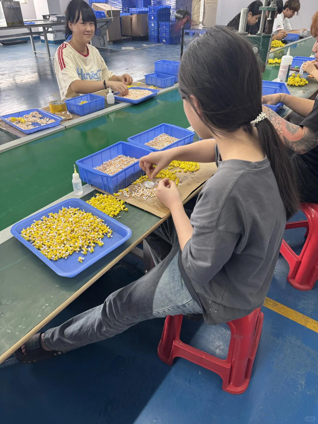 玩具厂 20/小时包吃包住