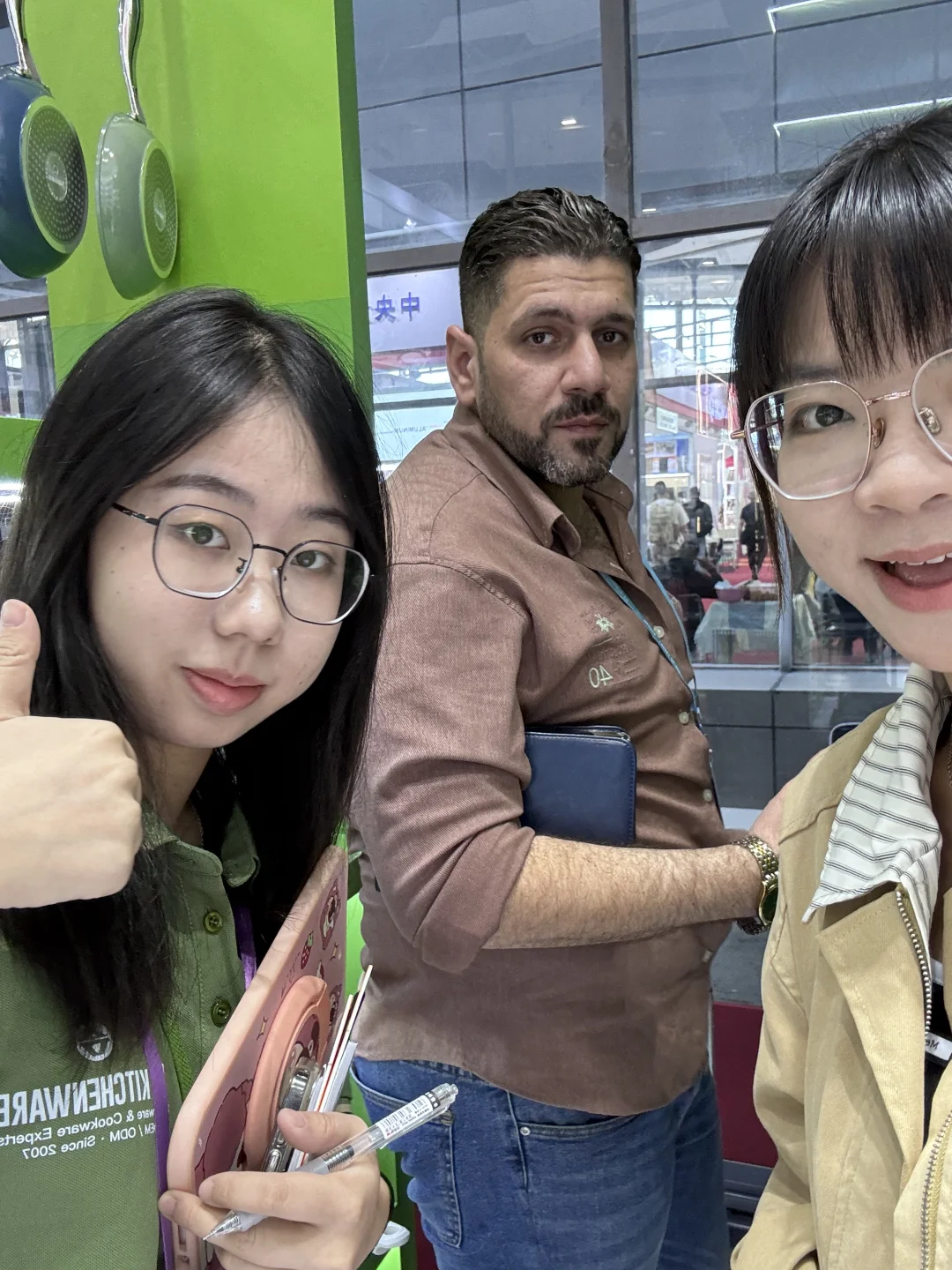 广交会二期当展位翻译赚了2400