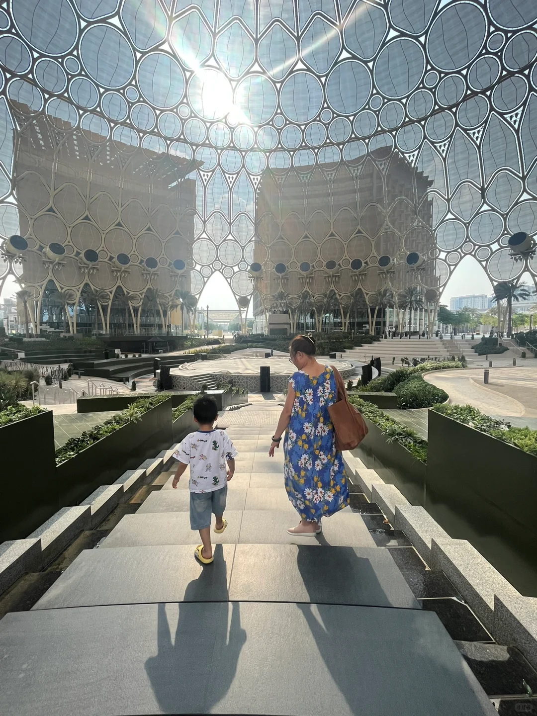 迪拜世博城EXPO2020 大周末就没什么人