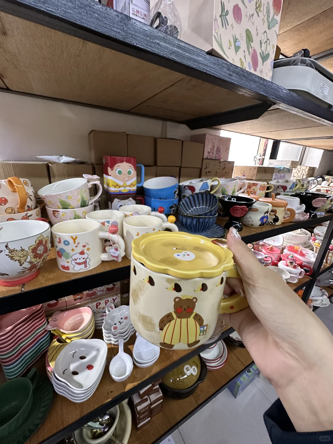 威海这里。。。不起眼的小破店真好逛啊。。。！！！