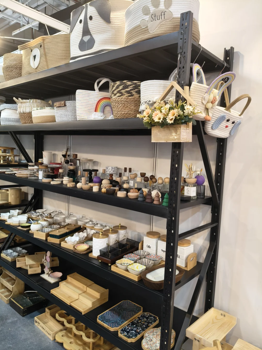 Canton Fair Jinhan Furniture and Househo