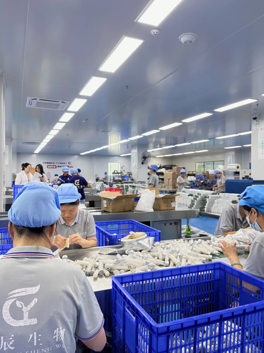 零距离参观化妆品工厂生产日常✔️