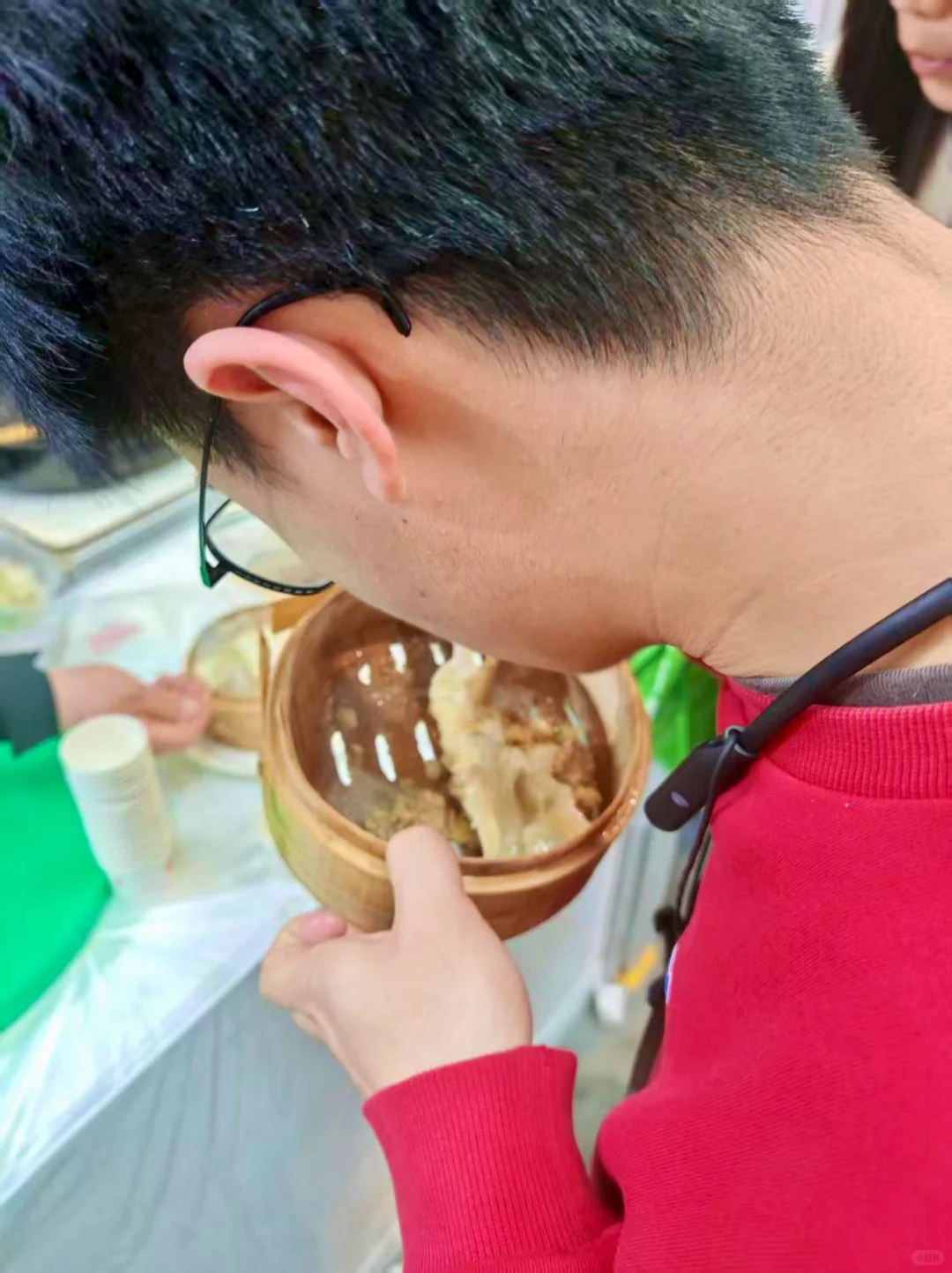 我是医疗废物(ಥ_ಥ)只会吃