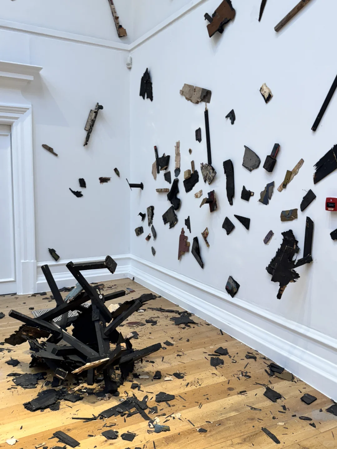 伦敦看展｜South London Gallery废墟中行走