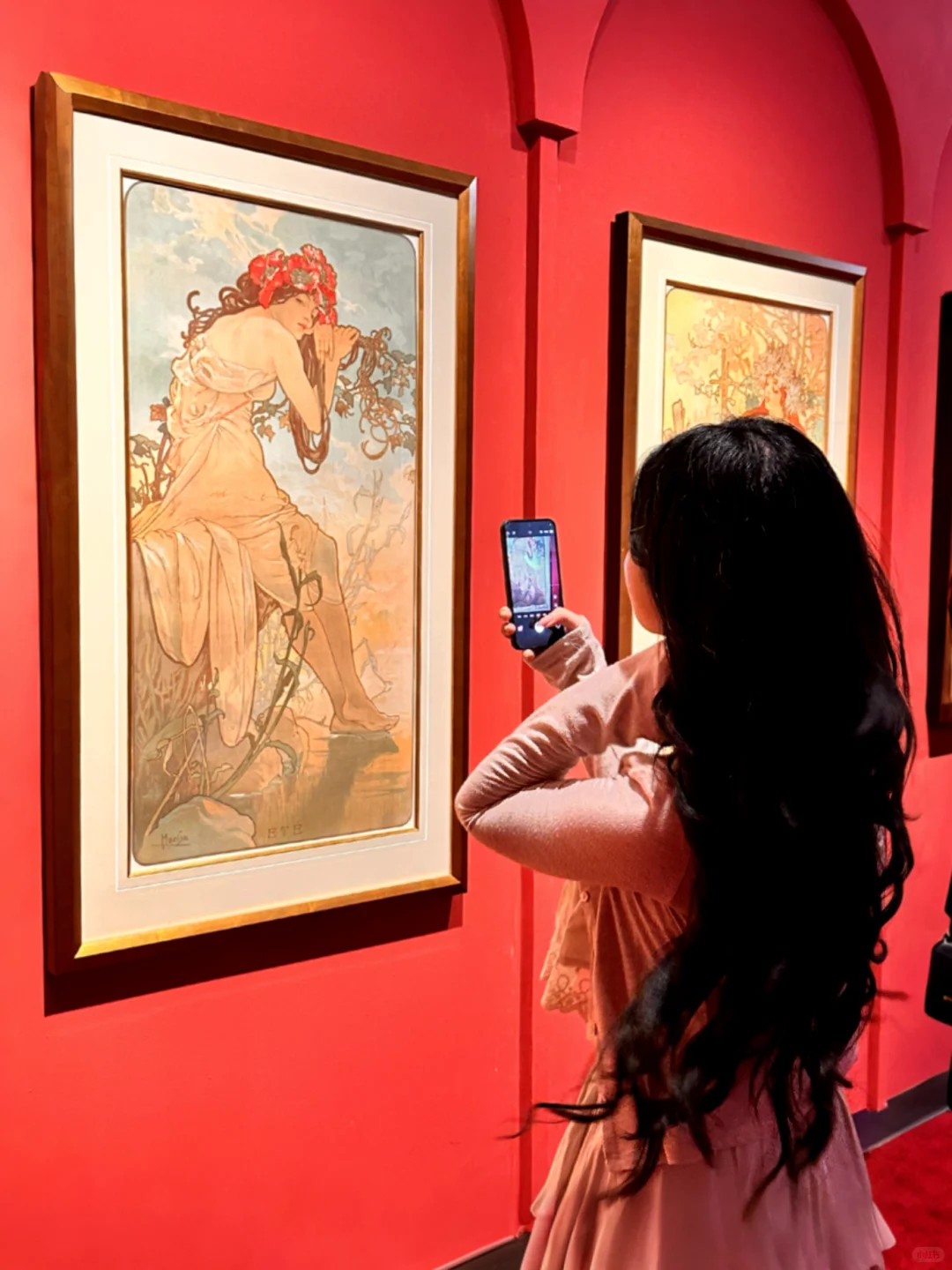 青岛穆夏展｜这几个机位绝对出片！！！