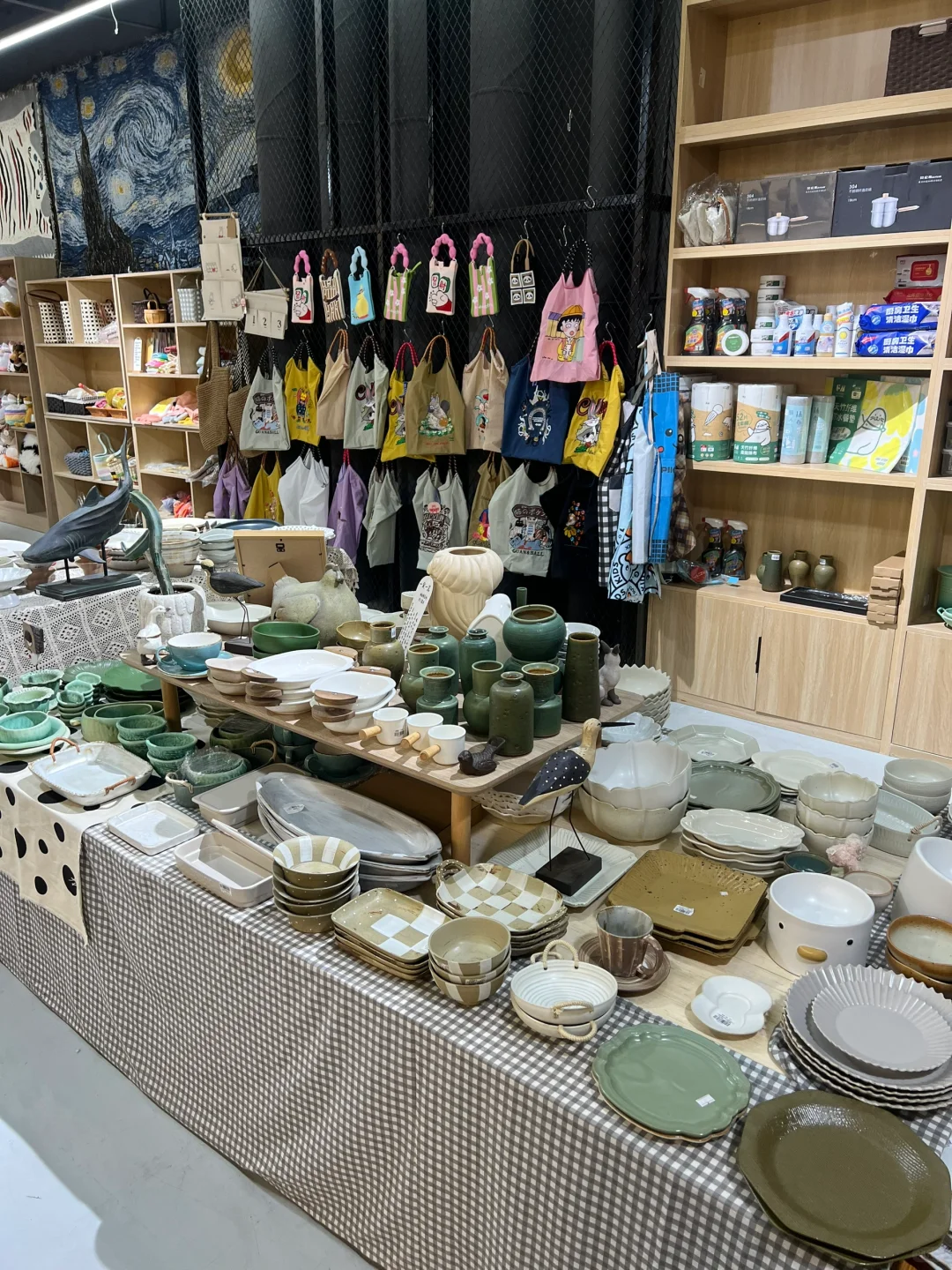 石家庄一家充满生活气息的店铺