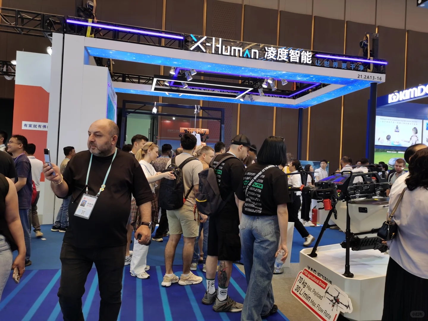 当未来迎面走来——中国智造人形机器人震撼