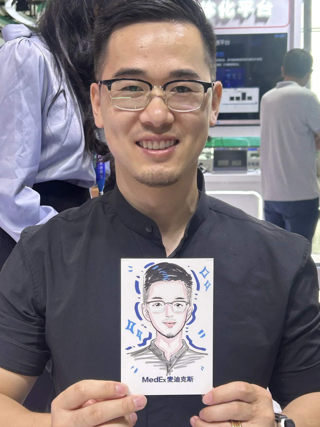 南京数字医疗展打工记!画画居然结识医疗大