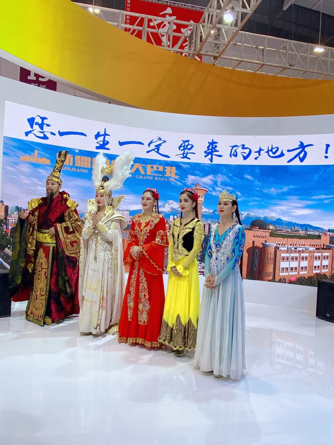 周末好去处 深圳文博会 逛不完 根本逛不完