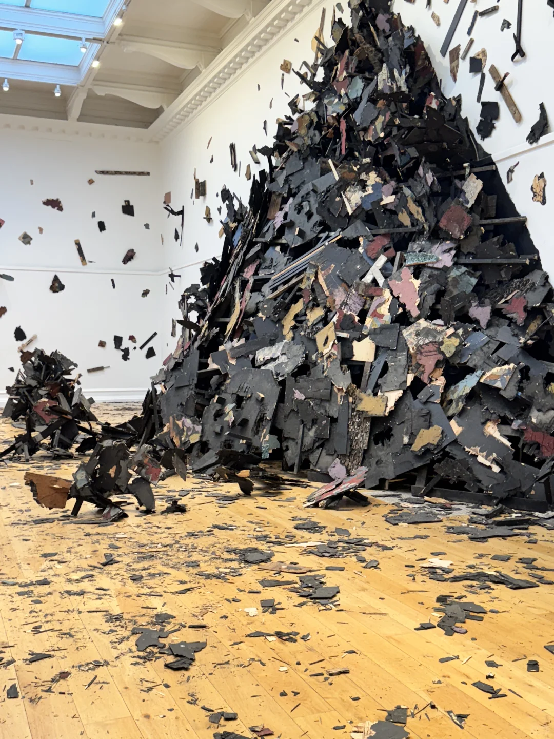 伦敦看展｜South London Gallery废墟中行走