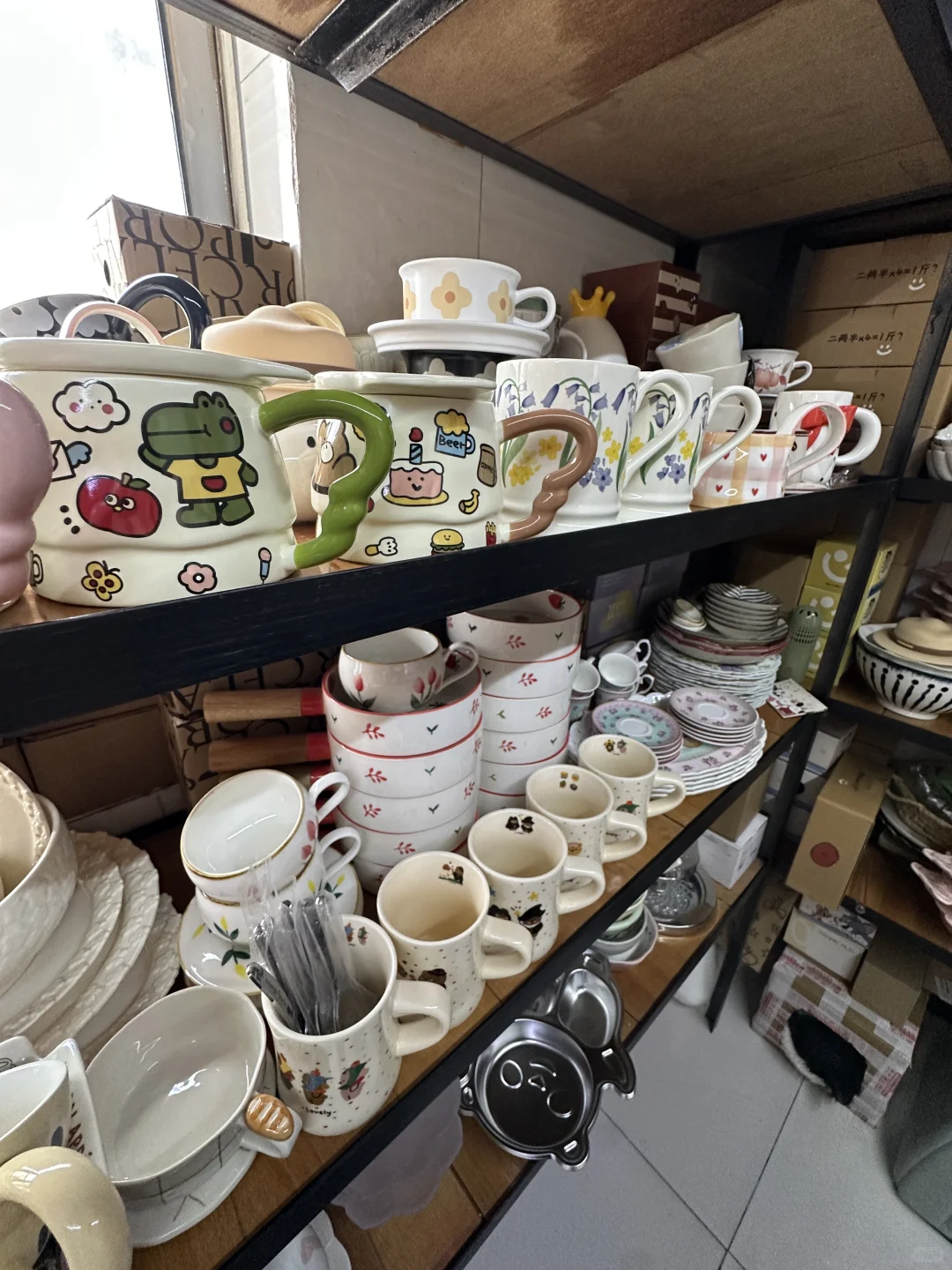 威海这里。。。不起眼的小破店真好逛啊。。。！！！