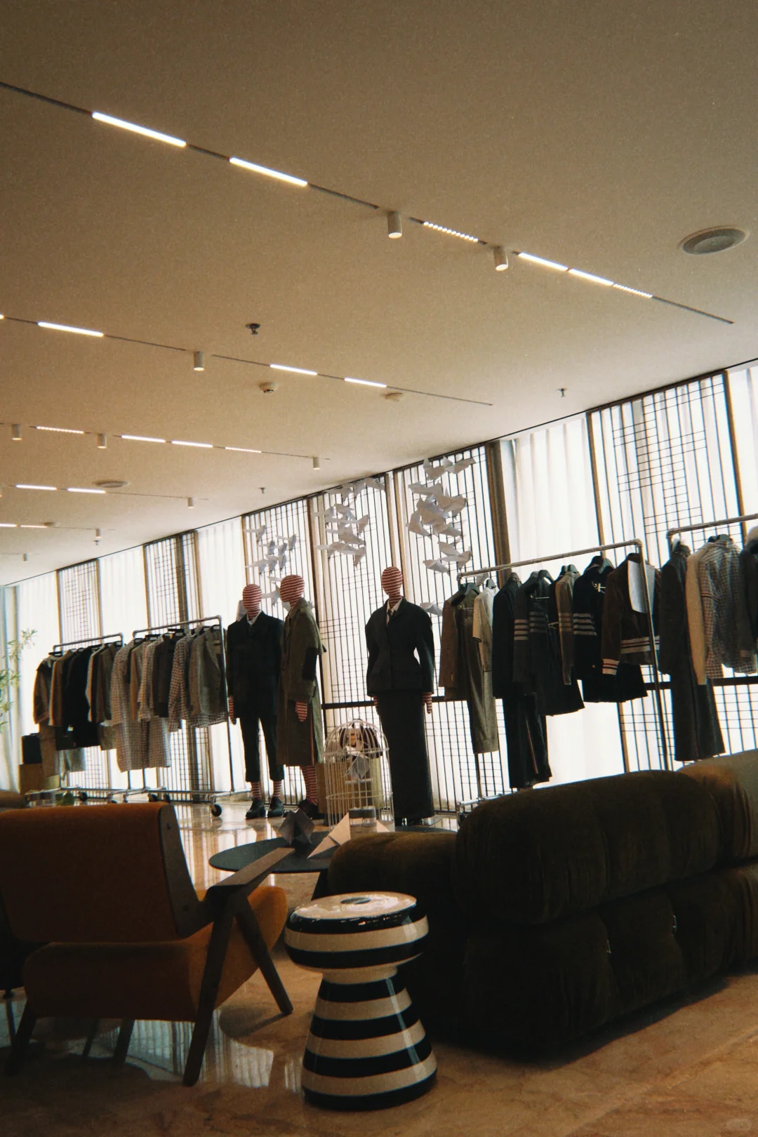 工作记录? THOM BROWNE