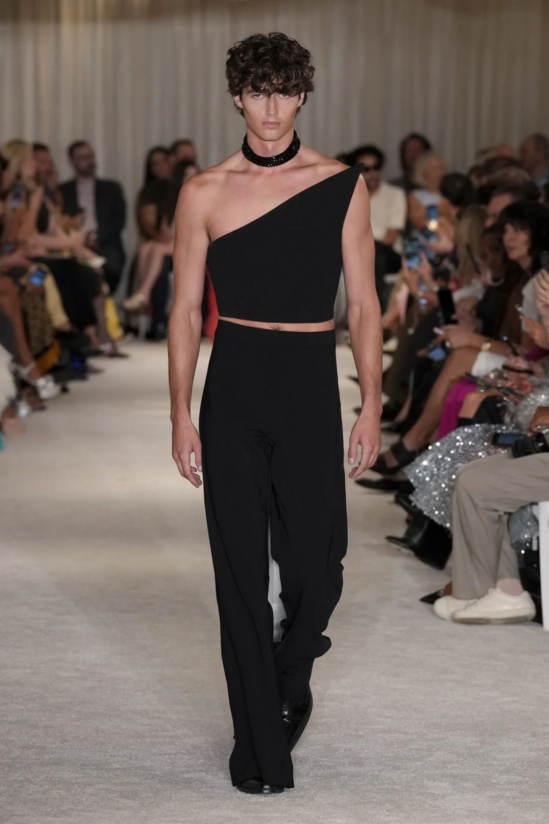 CHRISTIAN SIRIANO 2026春夏时装秀波点条纹