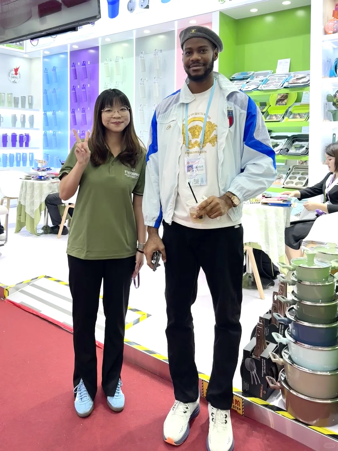 广交会二期当展位翻译赚了2400