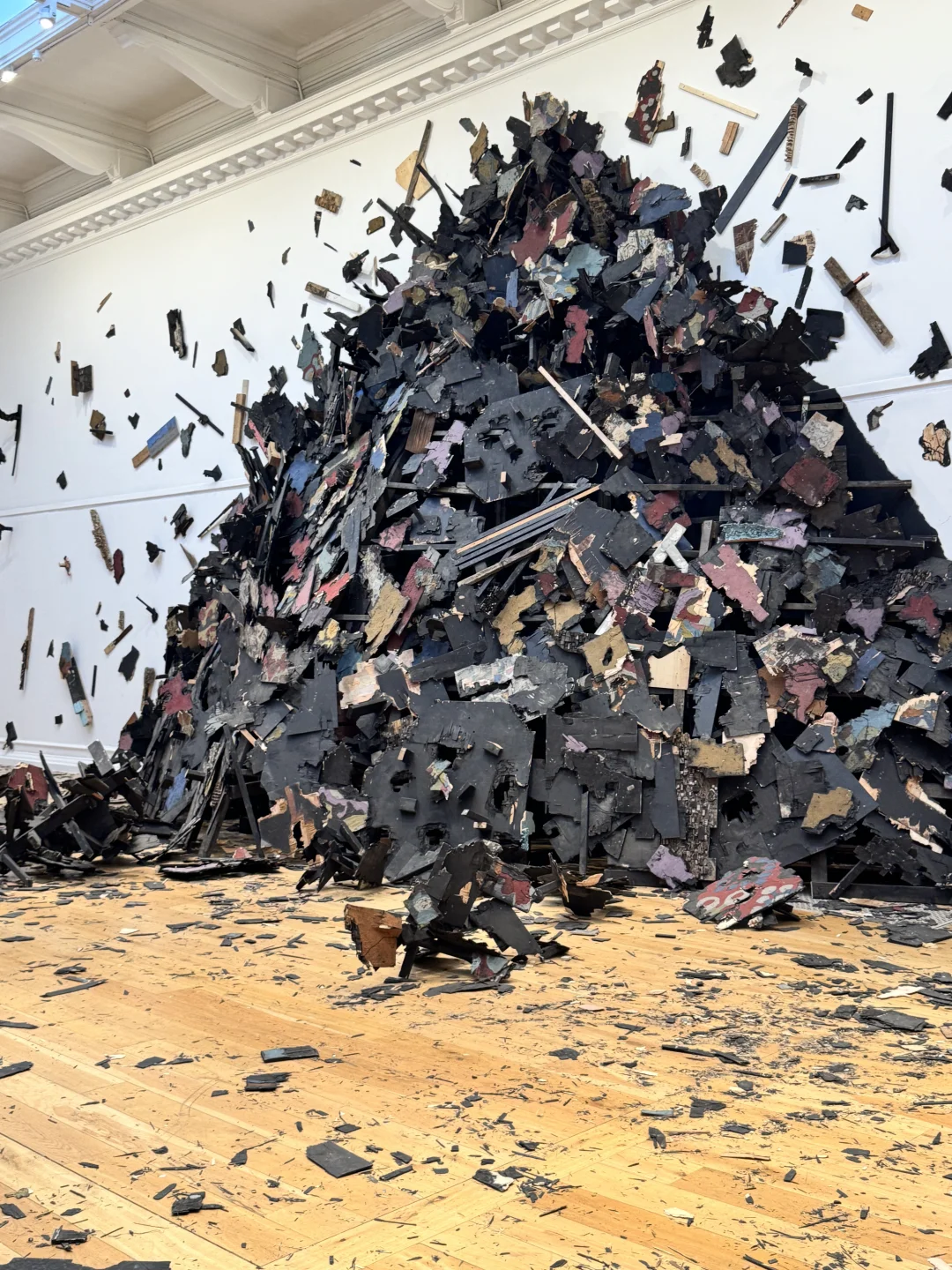 伦敦看展｜South London Gallery废墟中行走