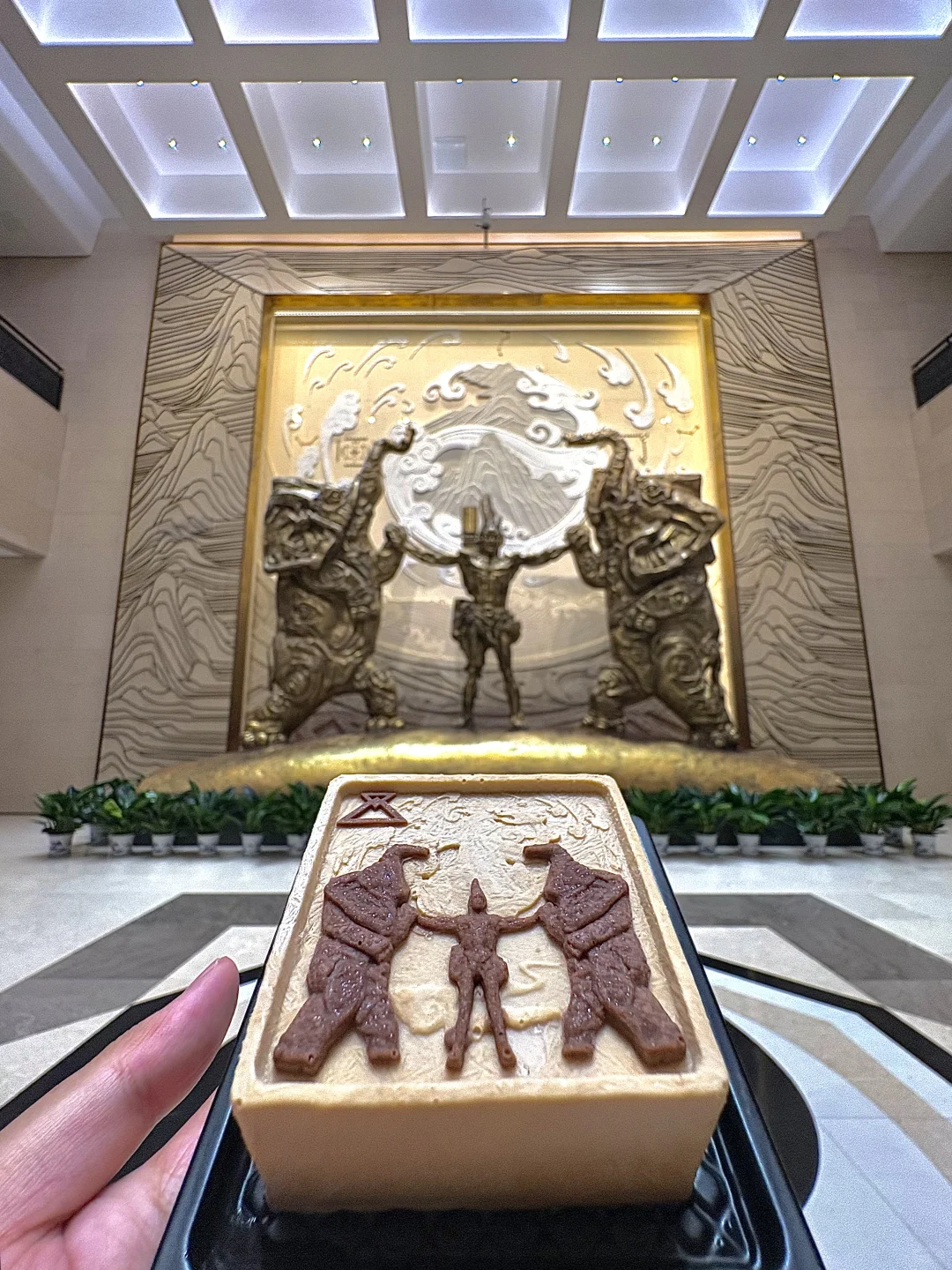 河南博物院！！好牛逼的慕斯蛋糕??