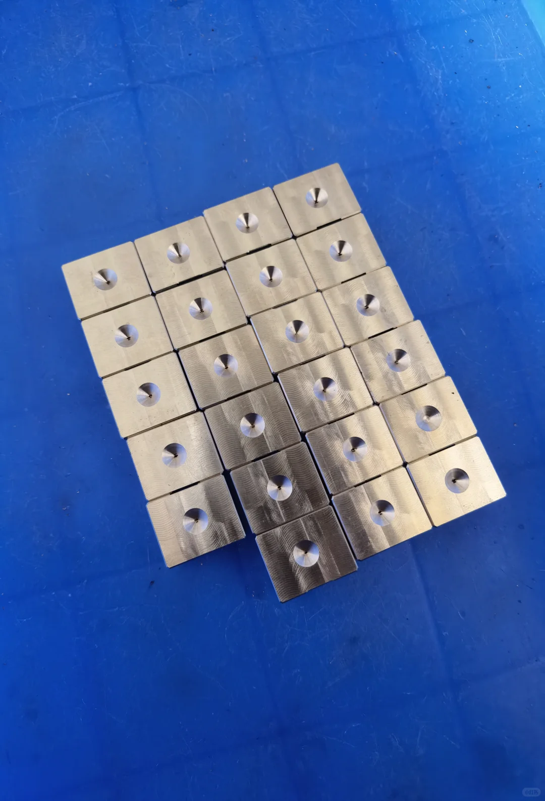 机械零件加工，批量 ，散件 非标零件找订单