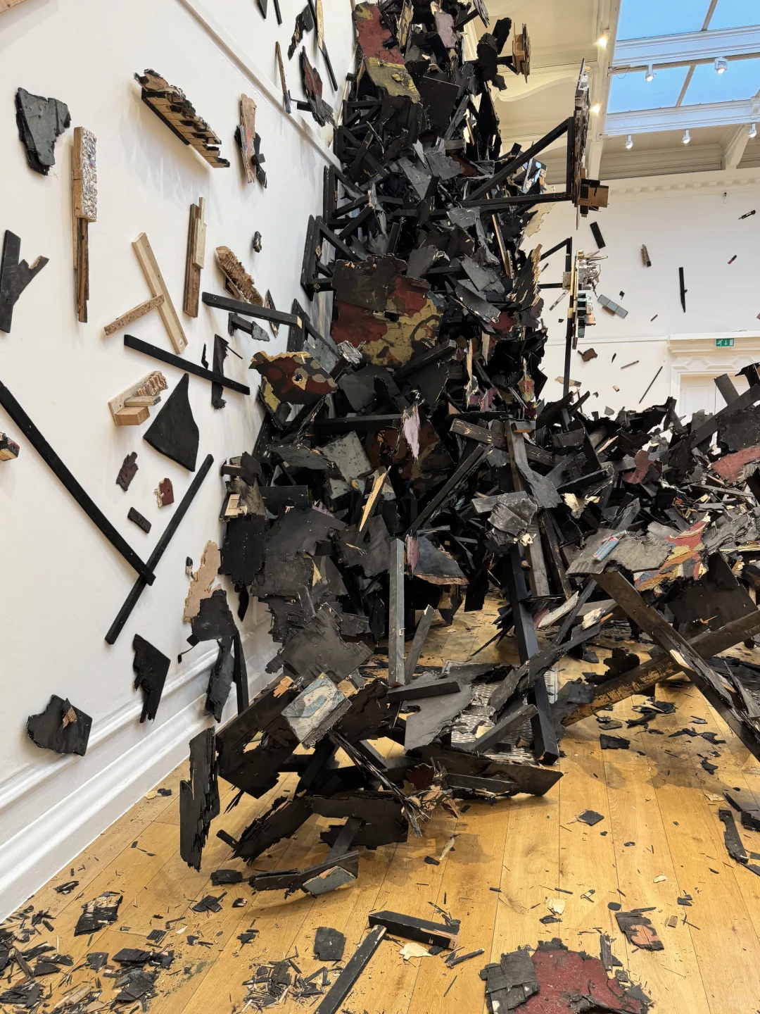 伦敦看展｜South London Gallery废墟中行走