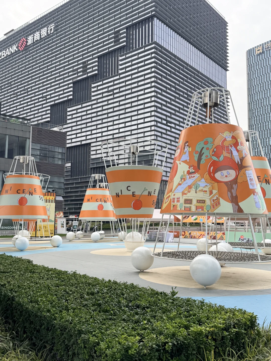 好美的面包市集啊！