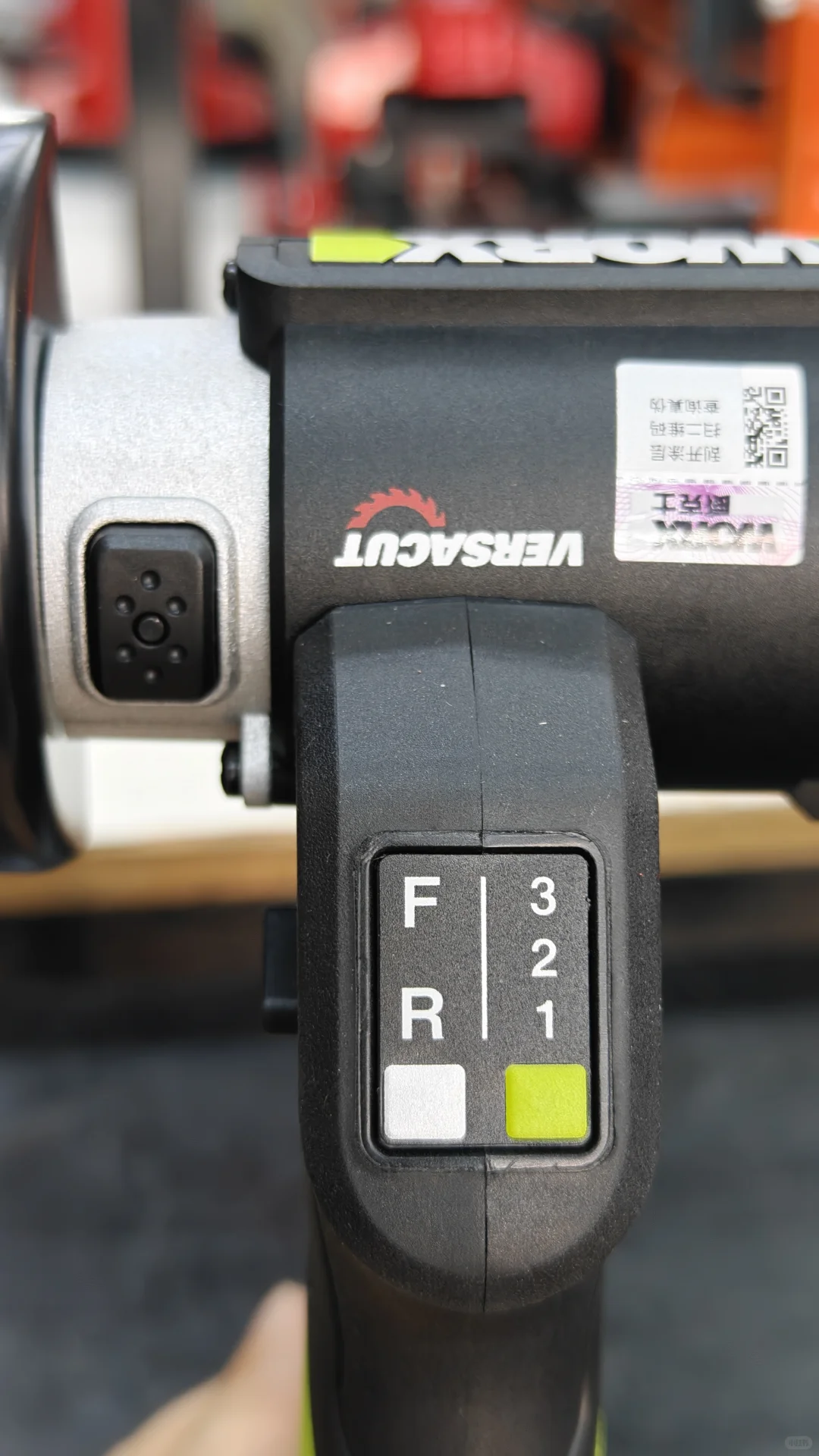 深圳电动工具旗舰店！3寸小鹰锯！