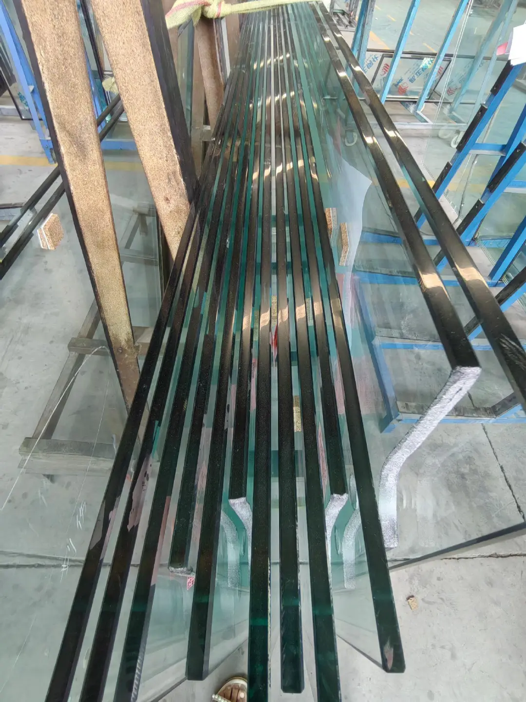 专业生产玻璃厂家