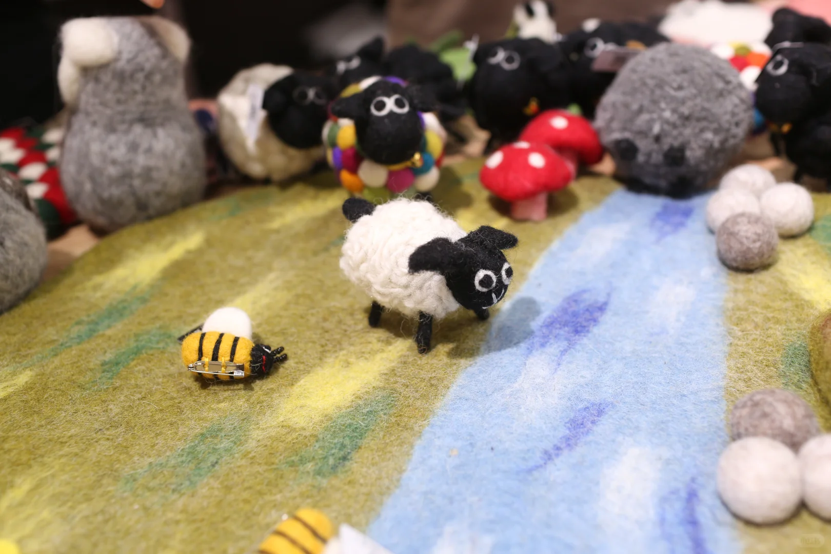 义乌商贸城6区,简直就是买手店,艺术展