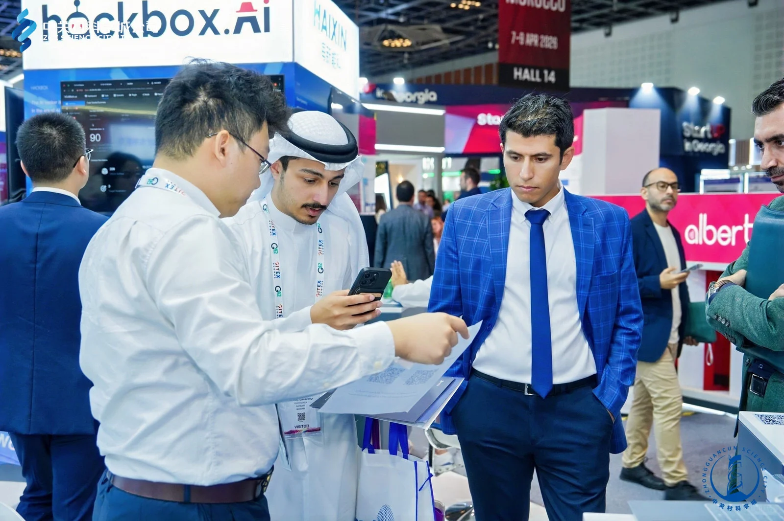 知跃空间参加GITEX