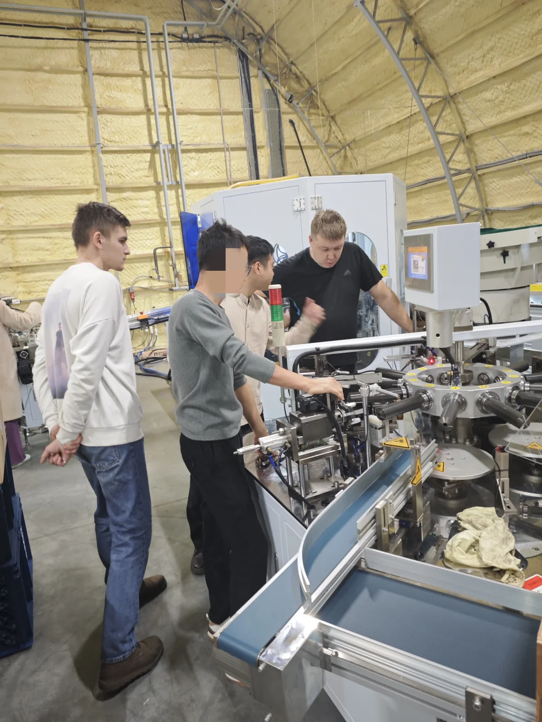 俄罗斯俄语翻译设备安装调试出差