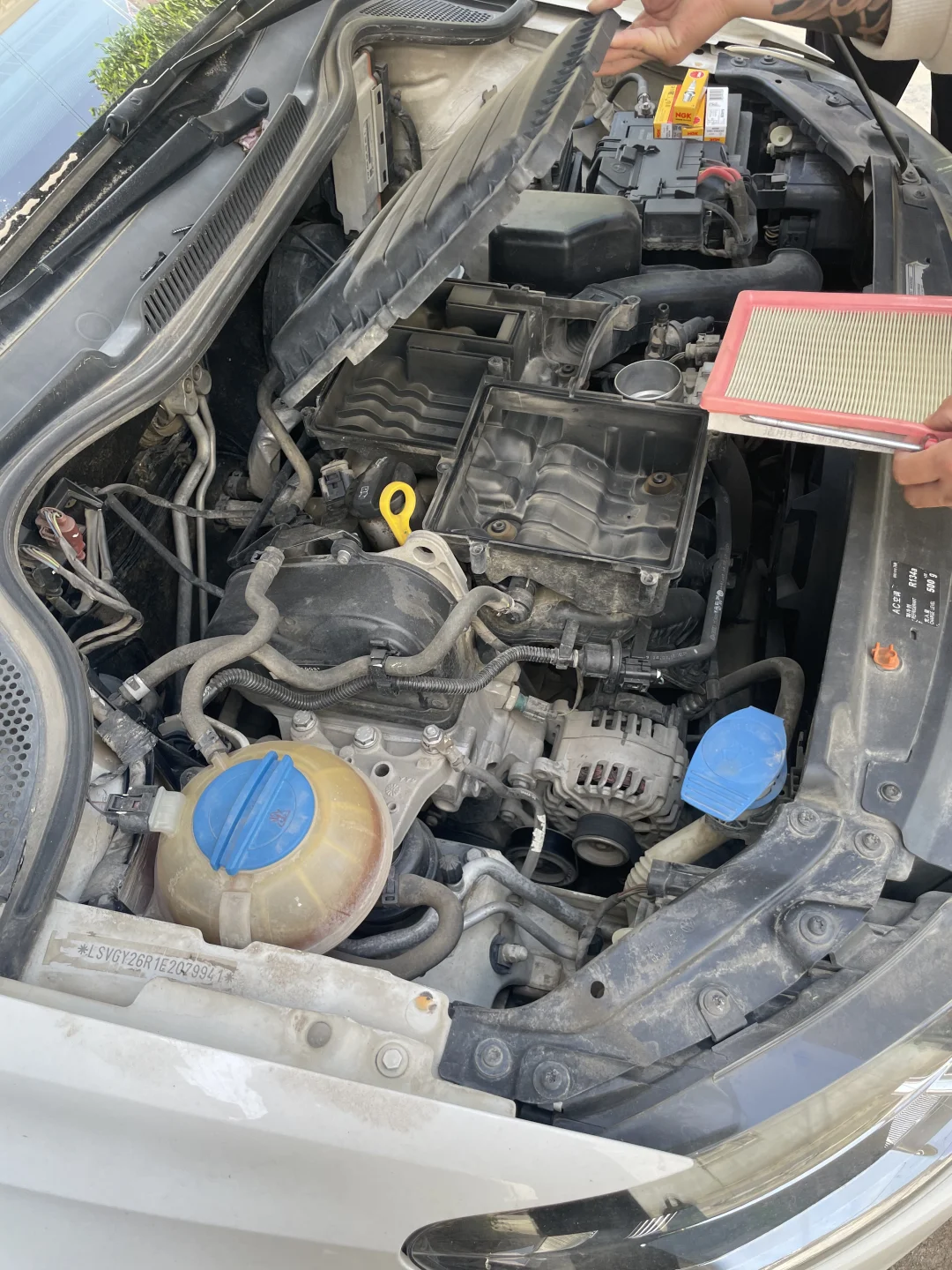 自己更换小polo 火花塞